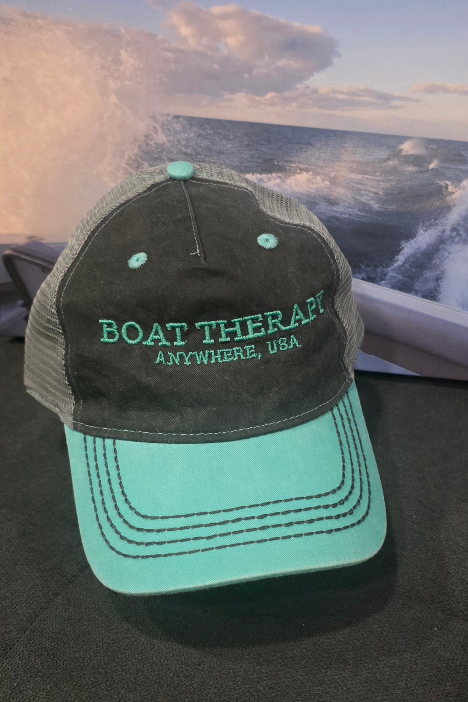 Snap back Hat